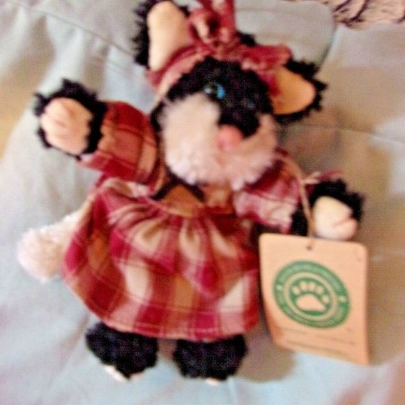 đź’ť4/$15 Boyds Bear small w tag espresso cat